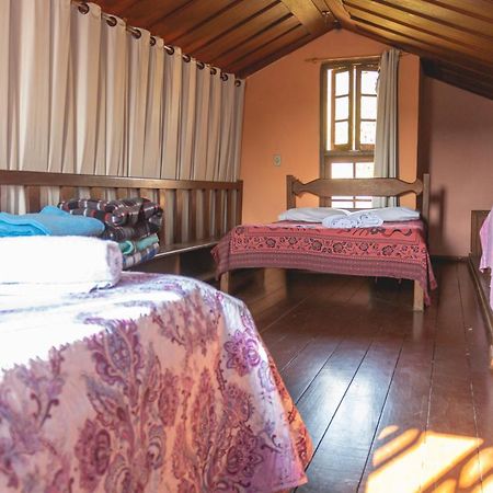 Em Tiradentes, Minas Gerais, Casa Tipica E Espacosa Em Terreno Arborizado Esterno foto