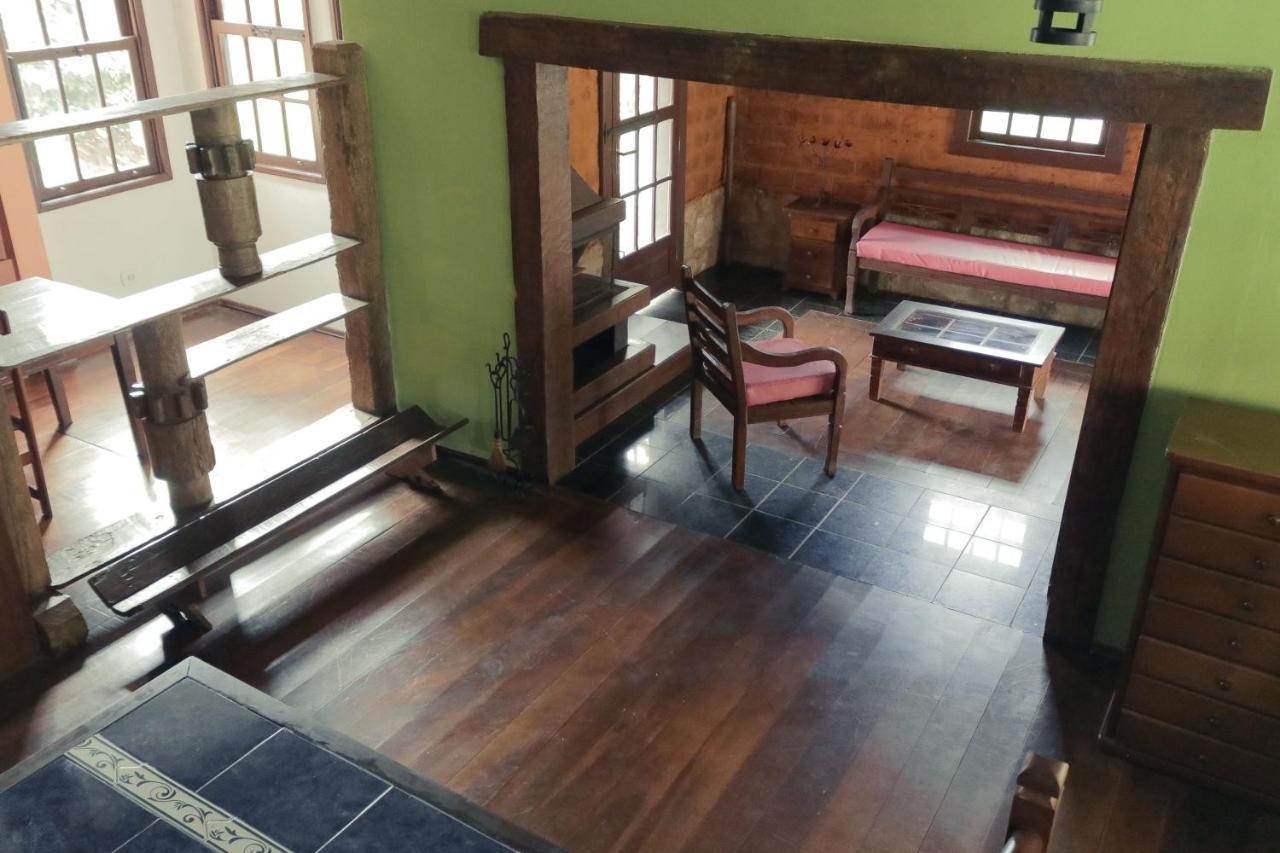 Em Tiradentes, Minas Gerais, Casa Tipica E Espacosa Em Terreno Arborizado Esterno foto