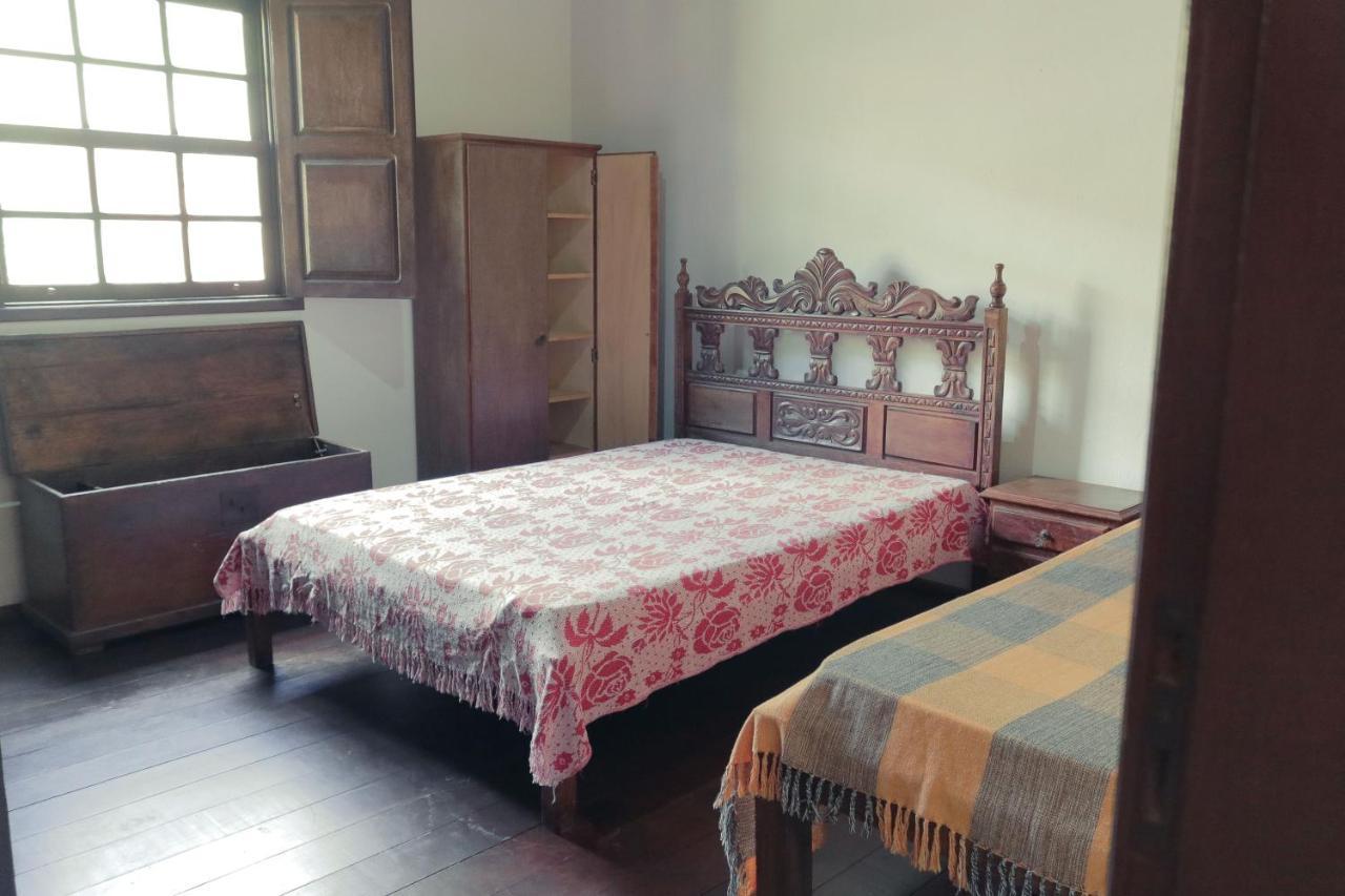 Em Tiradentes, Minas Gerais, Casa Tipica E Espacosa Em Terreno Arborizado Esterno foto